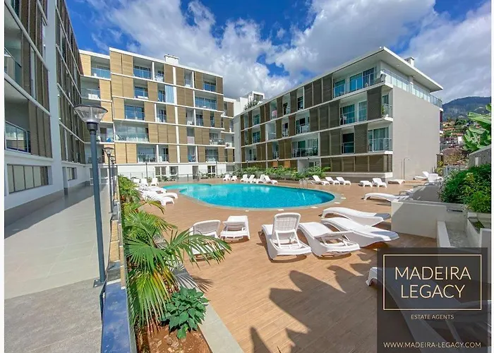 Appartement 1 Bed Sleeps 4 With Pool *