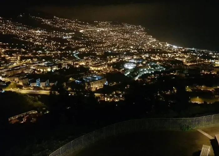 Appartement 1 Bed Sleeps 4 With Pool Funchal (Madeira)